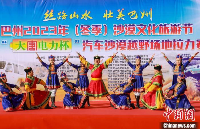 新疆博湖艾勒逊乌拉沙漠：速度与激情点燃越野