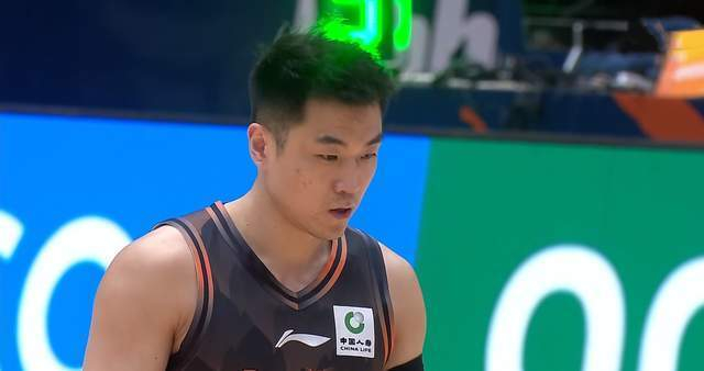 山东男篮迎战浙江男篮遭遇惨败 新外援表现欠佳