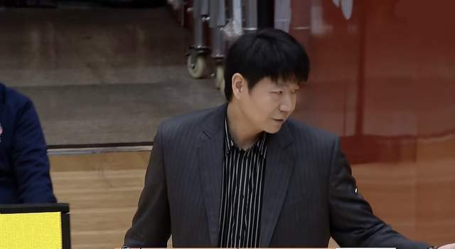 山东男篮迎战浙江男篮遭遇惨败 新外援表现欠佳