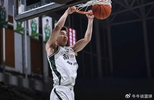 CBA常规赛收官战引爆激情对决 上海广东上演惊天