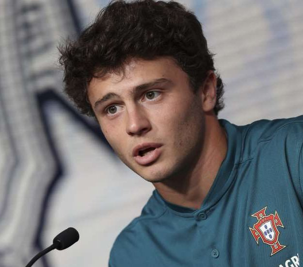 C罗与内维斯将携手征战世界杯